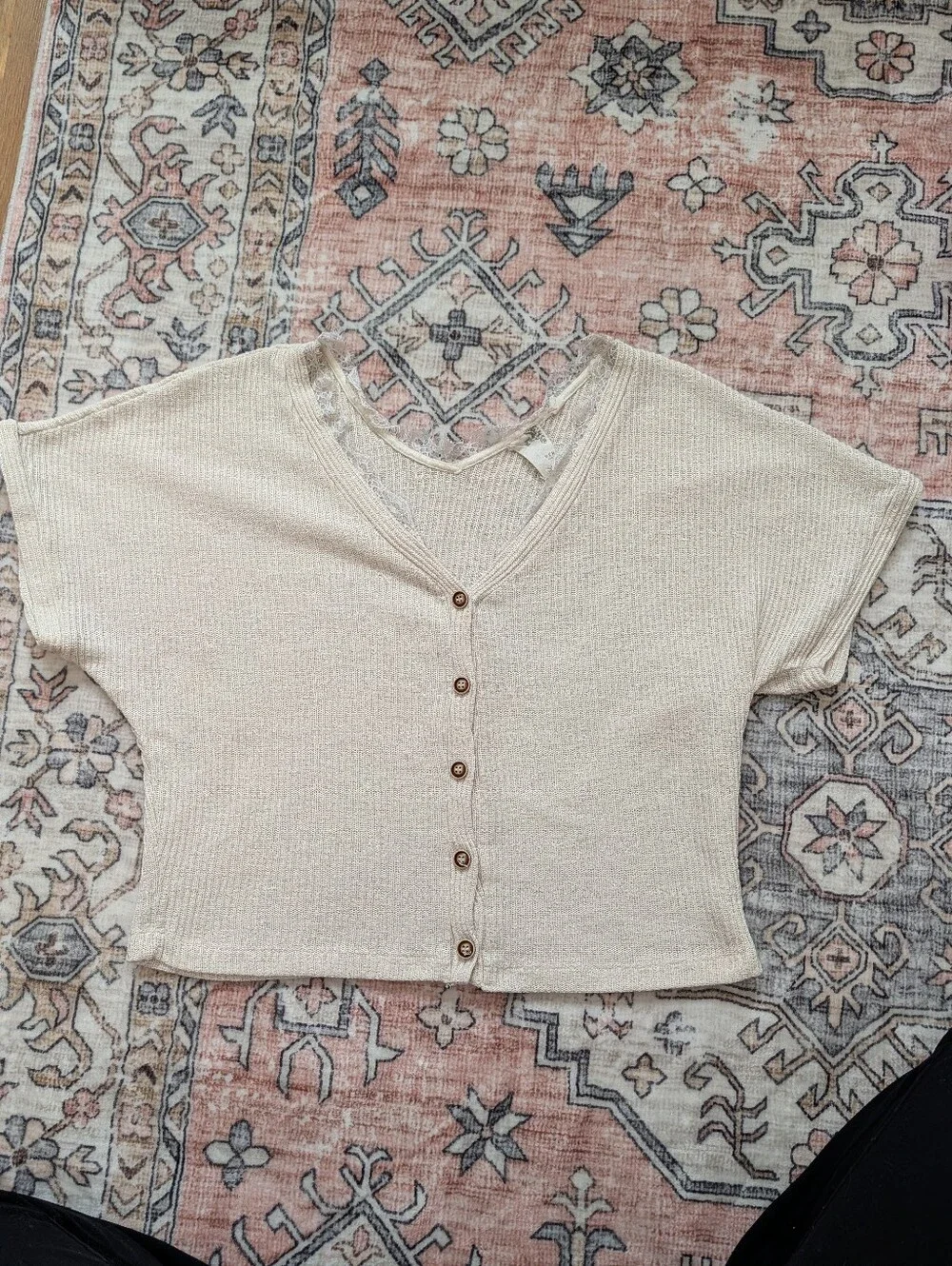 Blu Pepper Cream Ribbed Button-Front Short Sleeve Top - Picture 3 of 9